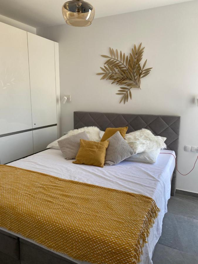 Ferienwohnung Penthouse Maus Trogir Exterior foto
